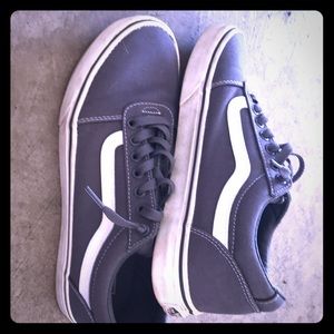 Only worn a few times skate low top vans
